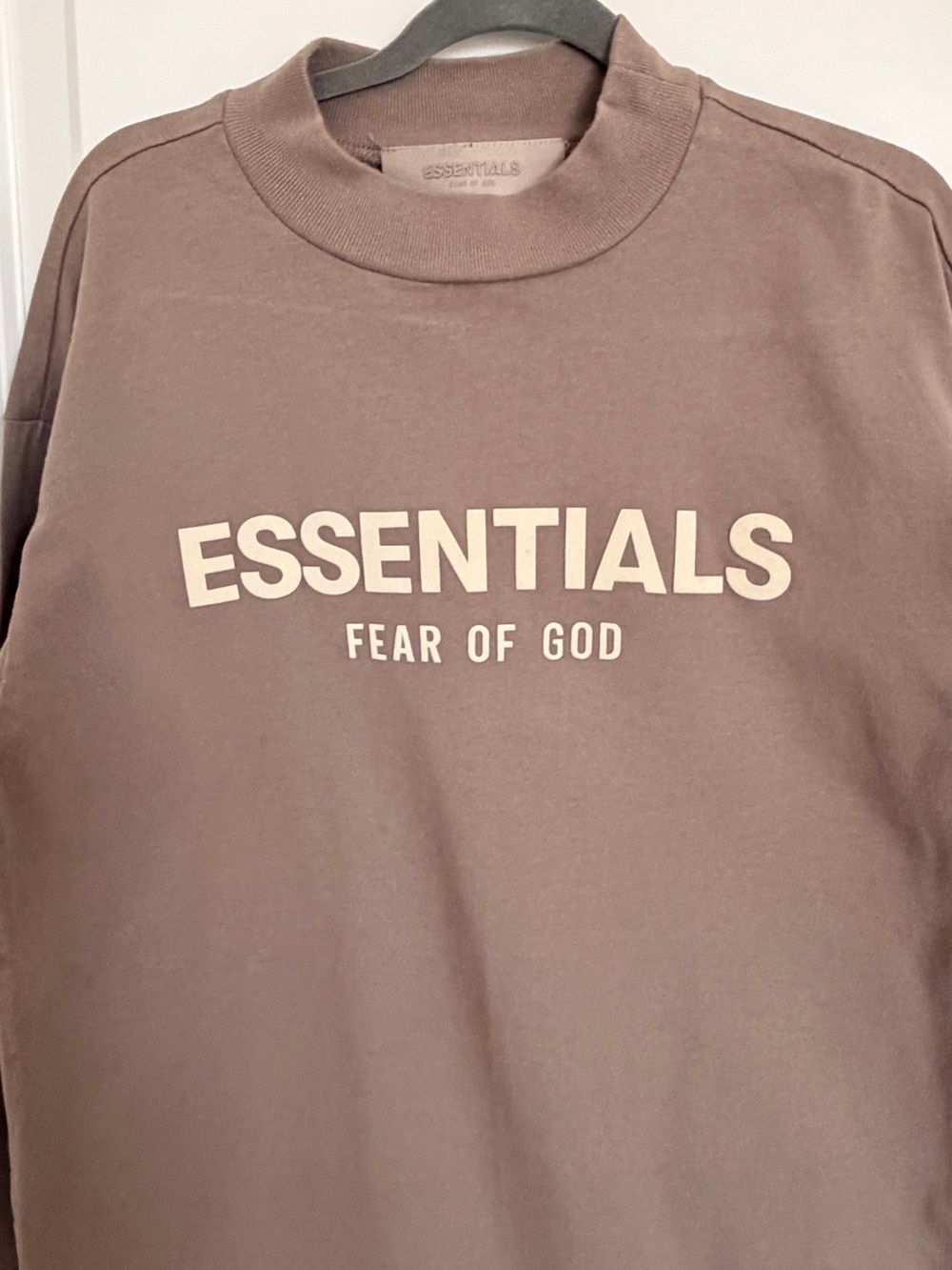 Essentials Fear of God long sleeves and joggers set - Picture 7 of 17